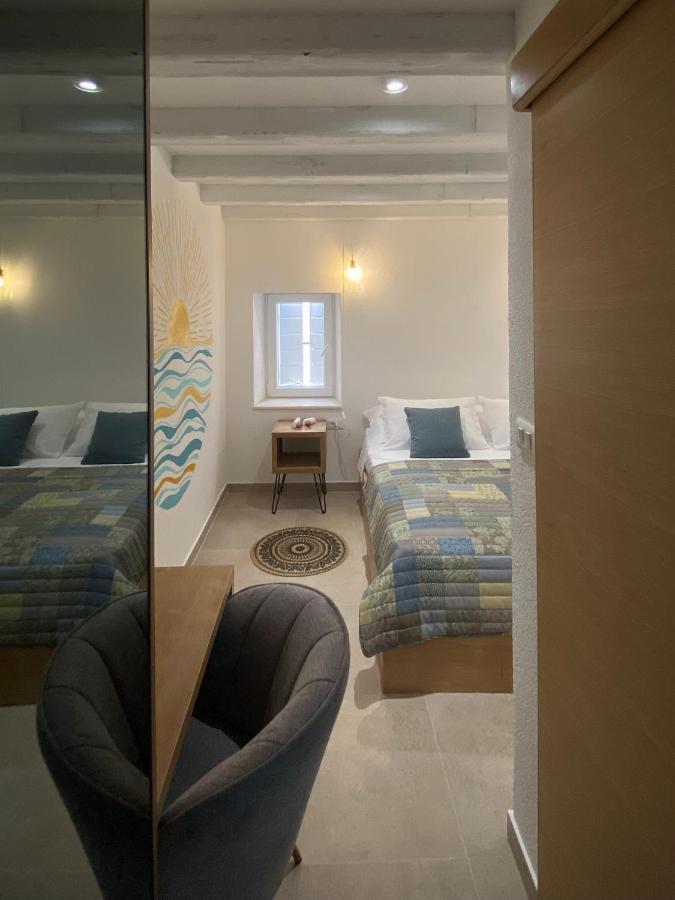 House Malena - Rooms Vis Exterior photo