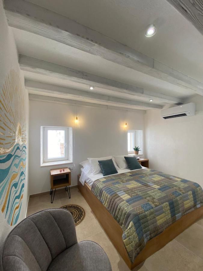 House Malena - Rooms Vis Exterior photo